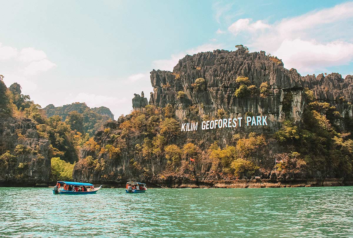 Jelajahi Ekosistem Pesisir Langkawi yang Menakjubkan dengan Mangrove Tour